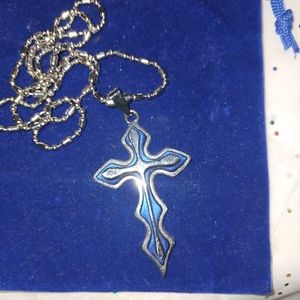 Decorative cross w/chain.